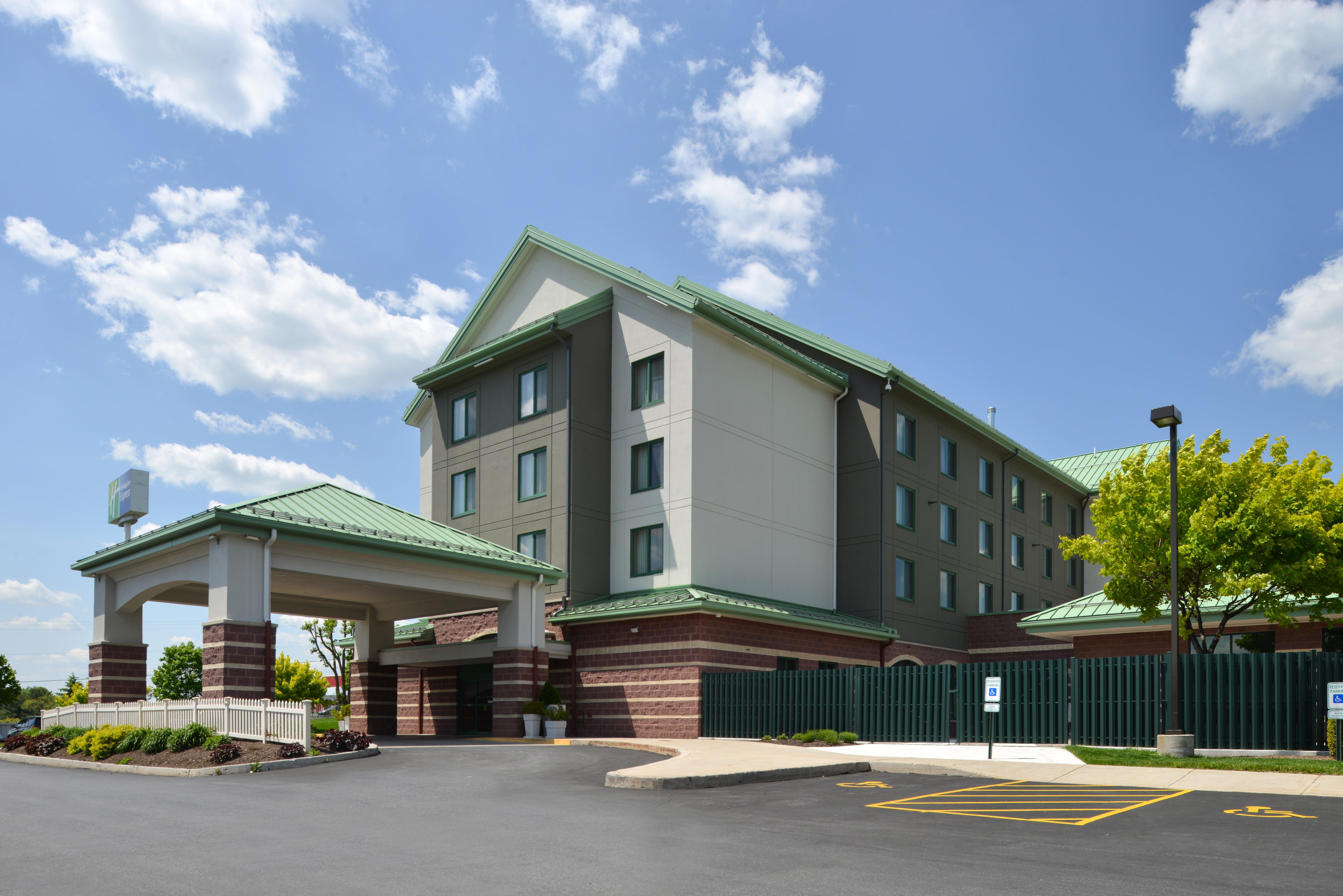 Holiday Inn Express Breezewood By Ihg Luaran gambar