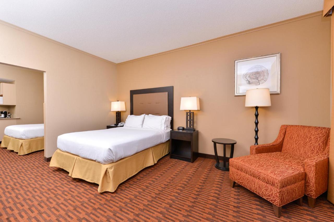 Holiday Inn Express Breezewood By Ihg Luaran gambar
