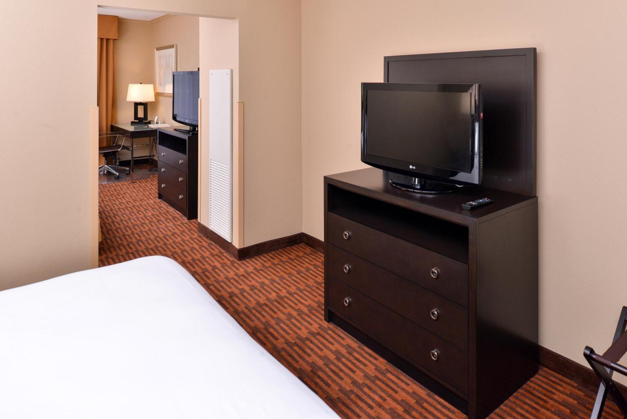Holiday Inn Express Breezewood By Ihg Luaran gambar