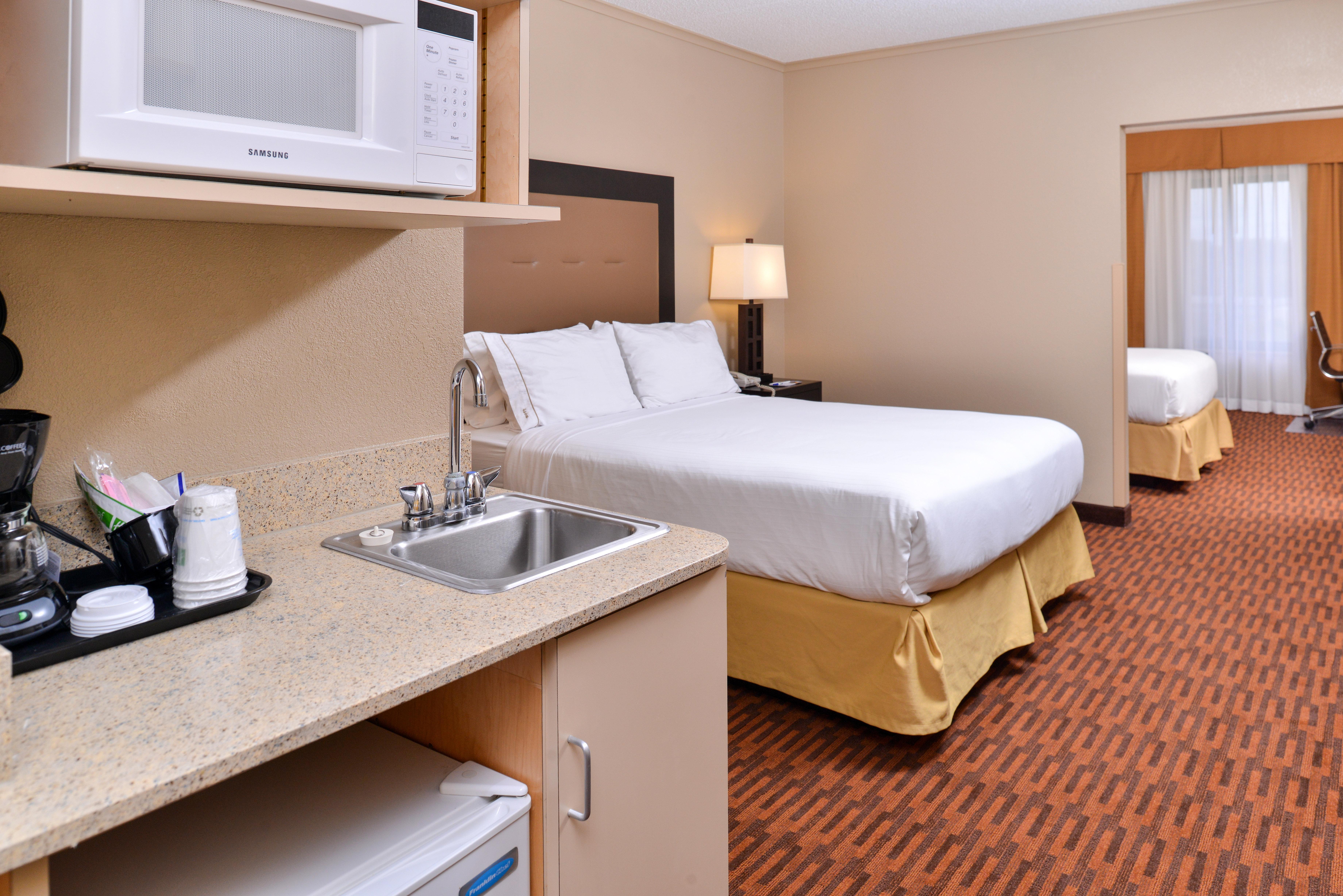 Holiday Inn Express Breezewood By Ihg Luaran gambar